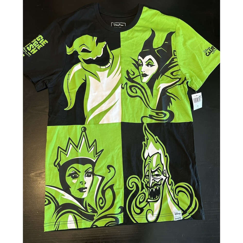 *Disneyland Shirt Oogie Boogie Bash‎ 2023 Magic Key Short Sleeve Loungefly Small